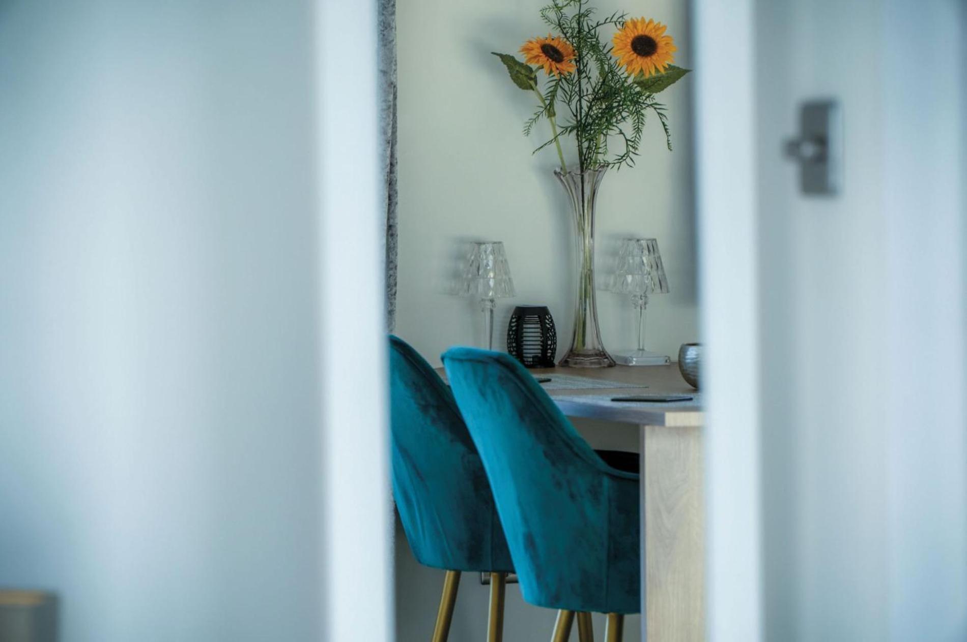 The Penthouse - 1 Bedroom Apartment - Ocean Breeze Port-Eynon Εξωτερικό φωτογραφία